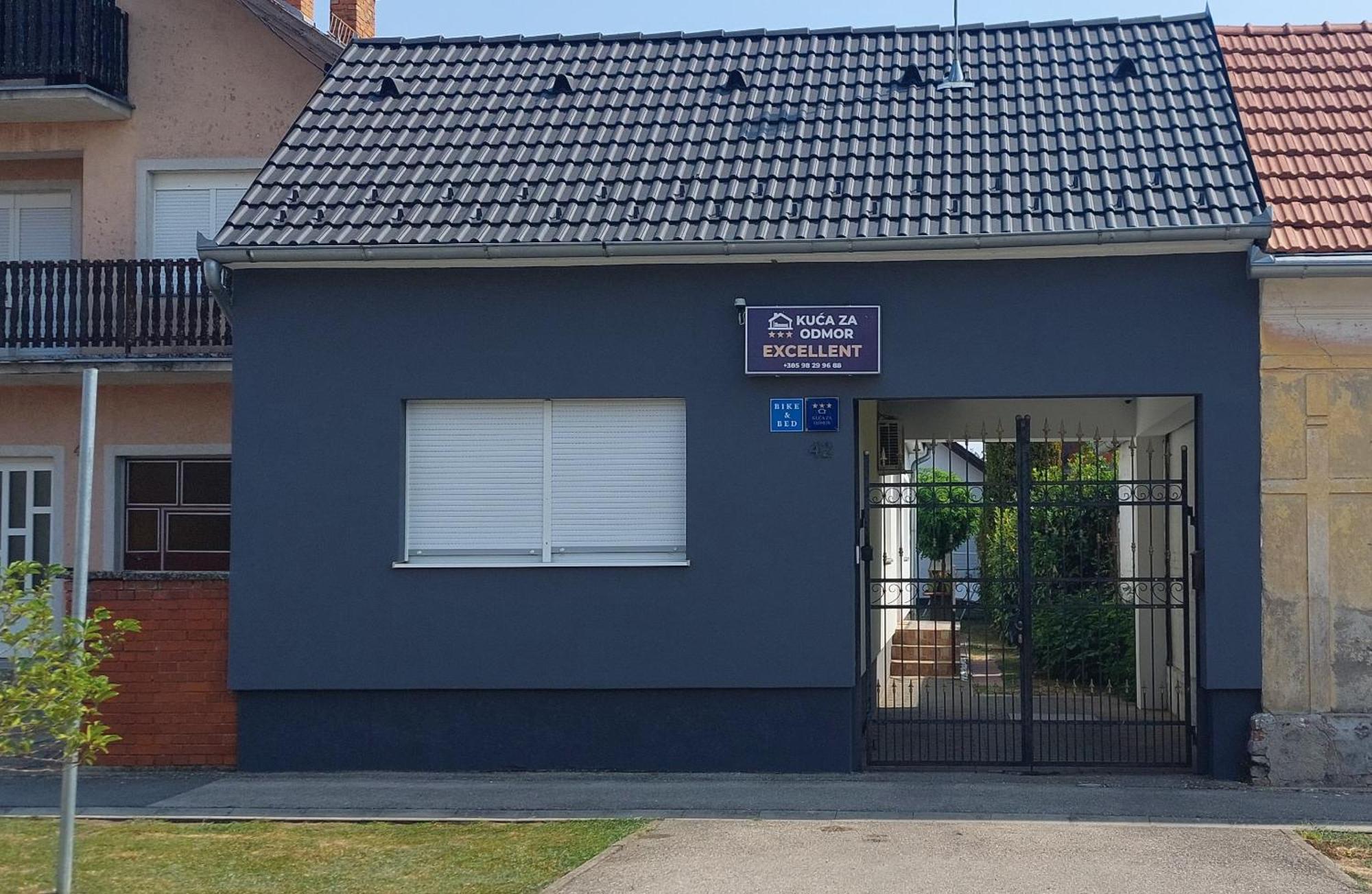 Apartman Excellent - Kuca Za Odmor U Zupanji -Natkriveno Parkirno Mjesto Жупаня Екстер'єр фото